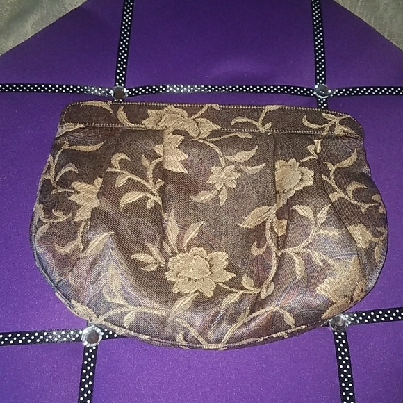 Purse - Picture 1 of 3